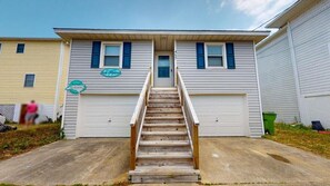 Exterior - Ann's Sea Haven, 3 bedroom, 2 bathroom, newly remodeled oceanfront beach cottage in the Heart of Kure Beach (KURE BEACH)
