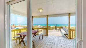 Outdoor dining - Ann's Sea Haven, 3 bedroom, 2 bathroom, newly remodeled oceanfront beach cottage in the Heart of Kure Beach (KURE BEACH)