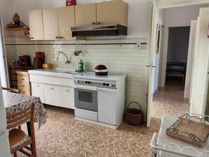 Oven