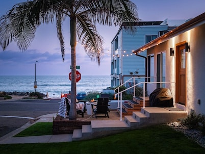 Sunsets, Ocean & watch the Dolphins! SPA, BBQ, Fire Pit, EV Charger, Pets Ok