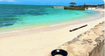 Cozy Cabin on the Beach