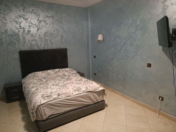 2 bedrooms, iron/ironing board, WiFi, bed sheets - Founty high family apartment in quiet, secure neighborhood. (Agadir)