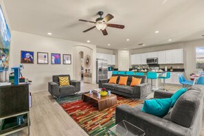 TV, fireplace, video games, ping pong - 3 miles to festivals, fun home, gameroom, deals! (Indio)