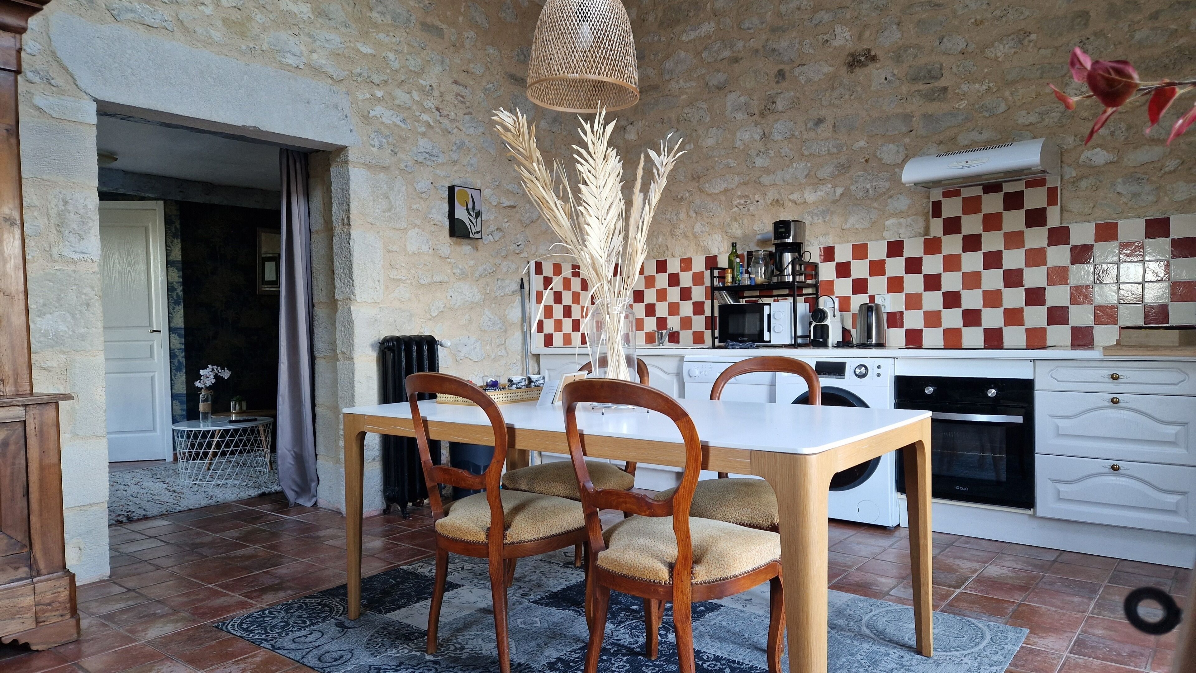 House, Garden View | Private kitchen | Coffee/tea maker, electric kettle