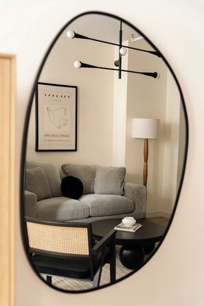 TV, offices - Maison Place Jacques-Cartier • Luxury Loft • Old Montreal • Central • Full Kitchen • Wi-Fi • AC (Montréal)