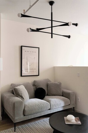 TV, offices - Maison Place Jacques-Cartier • Luxury Loft • Old Montreal • Central • Full Kitchen • Wi-Fi • AC (Montréal)