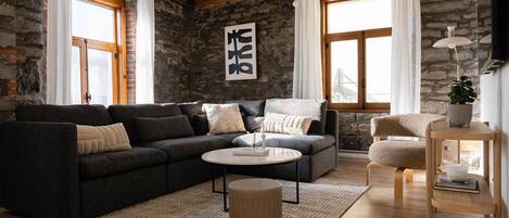 Télévision, espaces bureaux