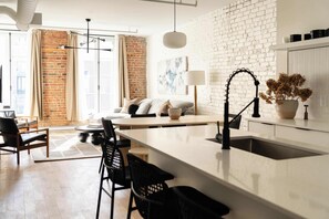 TV, offices