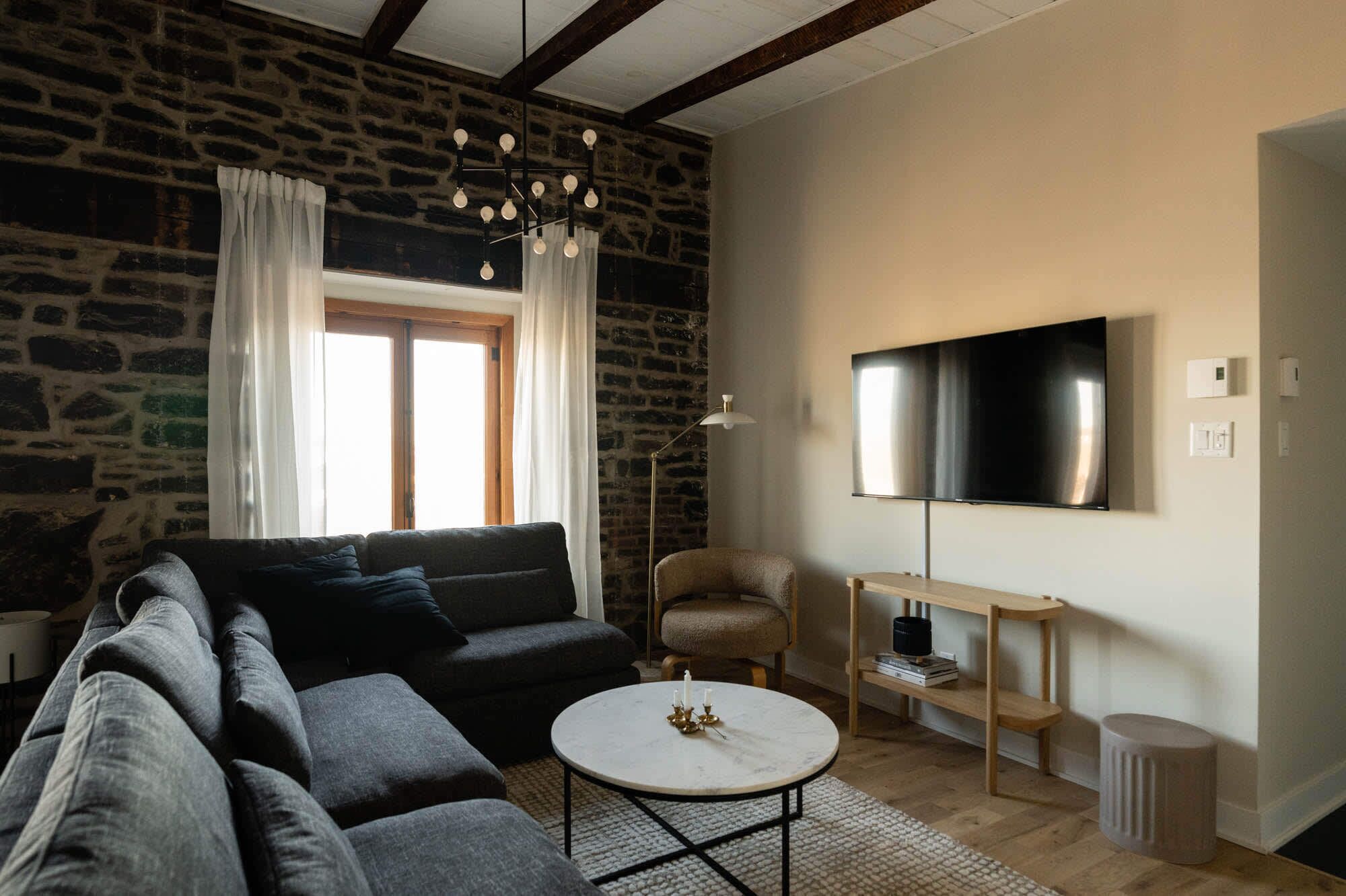 TV, offices