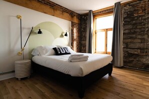 2 Schlafzimmer, Schreibtisch, Bügeleisen/Bügelbrett, WLAN