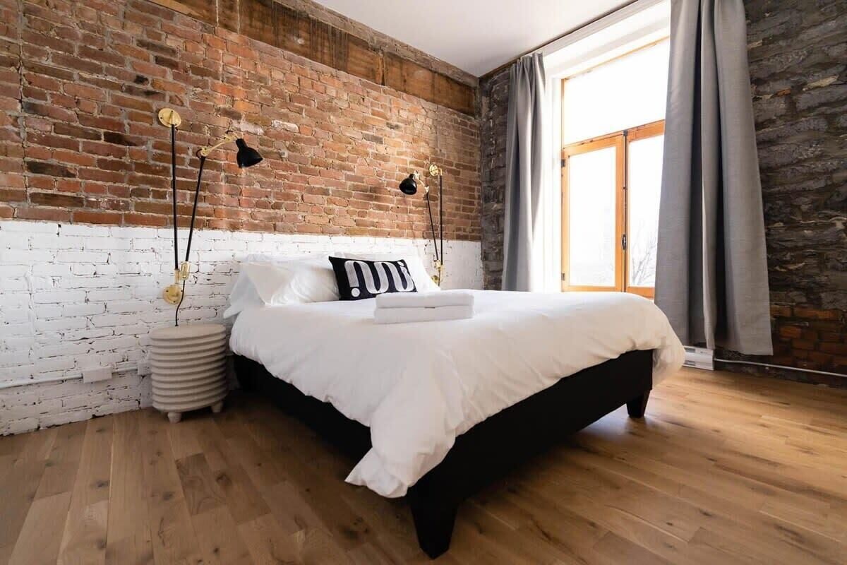1 chambre, bureau, fer et planche à repasser, Wi-Fi