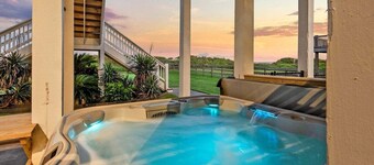 Beachfront | Hot Tub | Tiki Bar | Fenced Yard