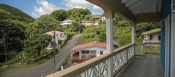 Lovely entire new 2 Bedroom Apartment in Corinth