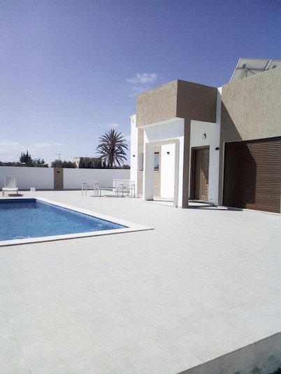2 Bedroom Private vacation home in Aghir