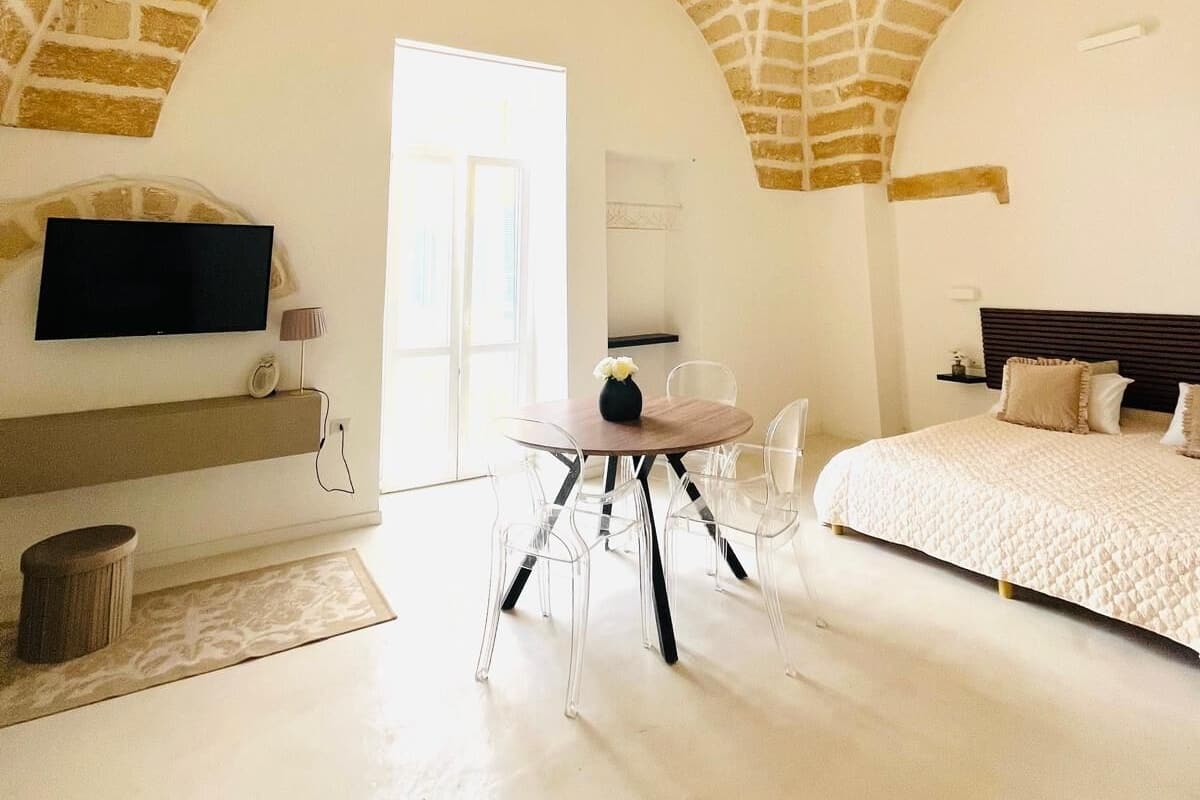 Deluxe Quadruple Room, City View | Free WiFi