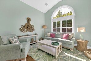 Smart TV, fireplace, computer monitors, printers