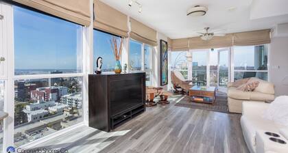 In the Heart of Downtown San Diego with awesome 360 views