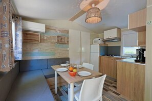 Imagen sin descripción, 3 de 21, botón