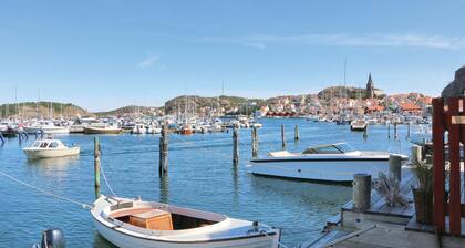 2 bedroom beautiful home in Fjällbacka