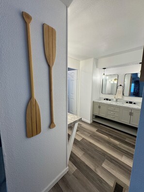 Interior - Hotel Colorado minutes from Lake Powell  (Page)