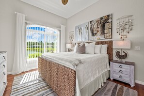 4 habitaciones, tabla de planchar con plancha y cuna de viaje