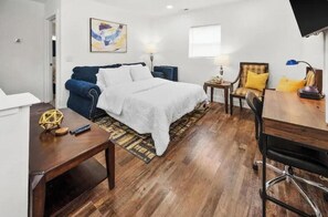 1 bedroom, desk, iron/ironing board, free WiFi