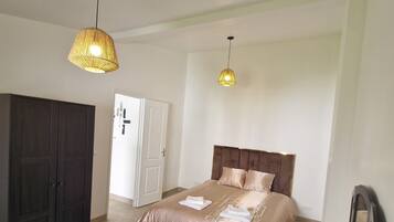 1 habitación, wifi y ropa de cama