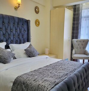 1 soverom, strykejern/-brett, reiseseng for barn og wi-fi