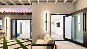 Interior - Design Award Winner Scottsdale/Tempe Home POOL HTD

 (Tempe)