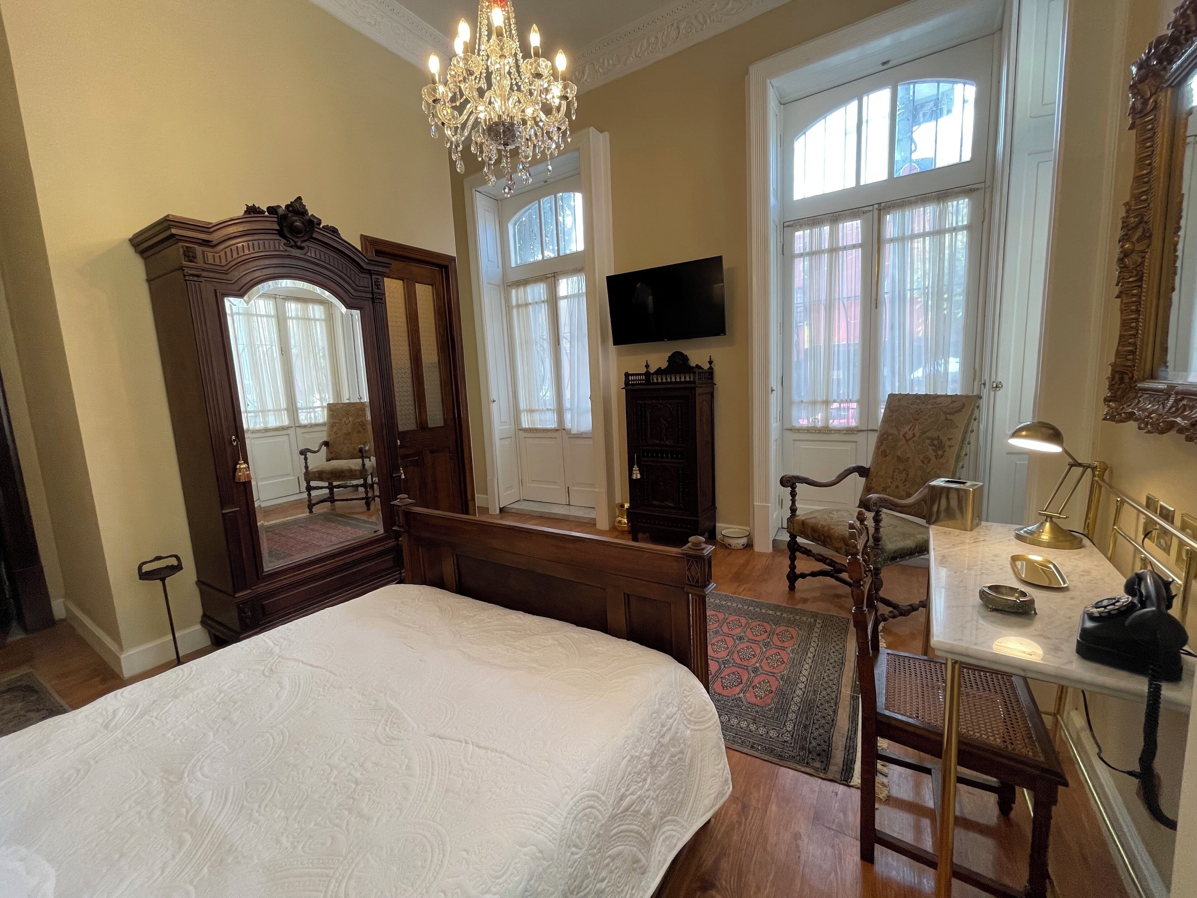 Deluxe Apartment, Private Bathroom | 1 bedroom, premium bedding, down comforters, pillowtop beds