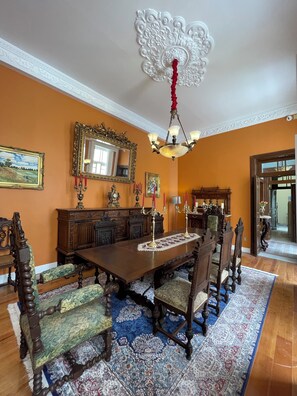 43-inch Smart TV with cable channels