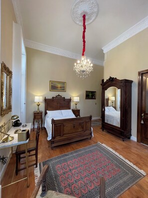 Deluxe Apartment, Private Bathroom