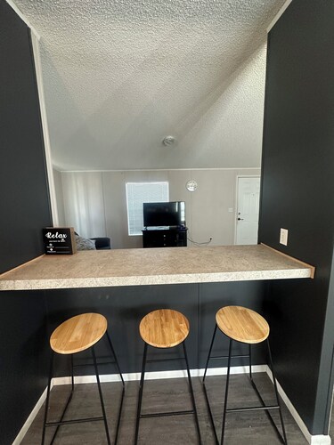 Pet friendly Cute and cozy Home minutes away from the river! 