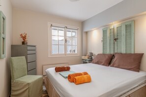 3 عدّة غرف نوم ومكواة/لوح كي وواي فاي مجانًا وملاءات أسرّة