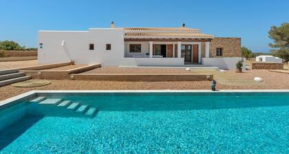 Villa 'Casa S'Olibassa' avec piscine privée, Wi-Fi et climatisation