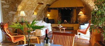 Country House 'La Colle En Provence Main House' with Mountain View, Private Pool and Wi-Fi