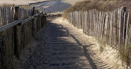 Holiday Home 'Maison Familiale Proche Mer' with Private Terrace and Wi-Fi