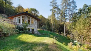 Uklassifisert bilde, 2 av 32, knapp