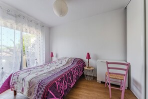 1 bedroom, iron/ironing board, free WiFi, bed sheets - Renovated Petitbuch Apartment in the Heart of Arcachon Bay (La Teste-de-Buch)