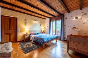 3 habitaciones, tabla de planchar con plancha y wifi gratis 