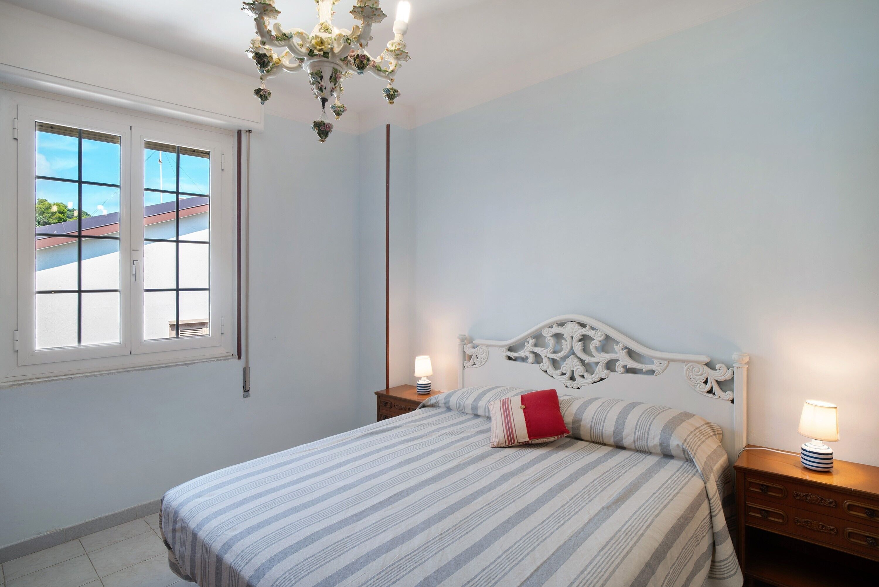 2 sovrum, strykjärn/strykbräda, gratis wi-fi och sängkläder