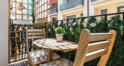 Apartment 'Faro De Mar' with Wi-Fi and Air Conditioning