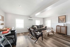 Smart-TV, Videospiele, Arbeitsbereiche