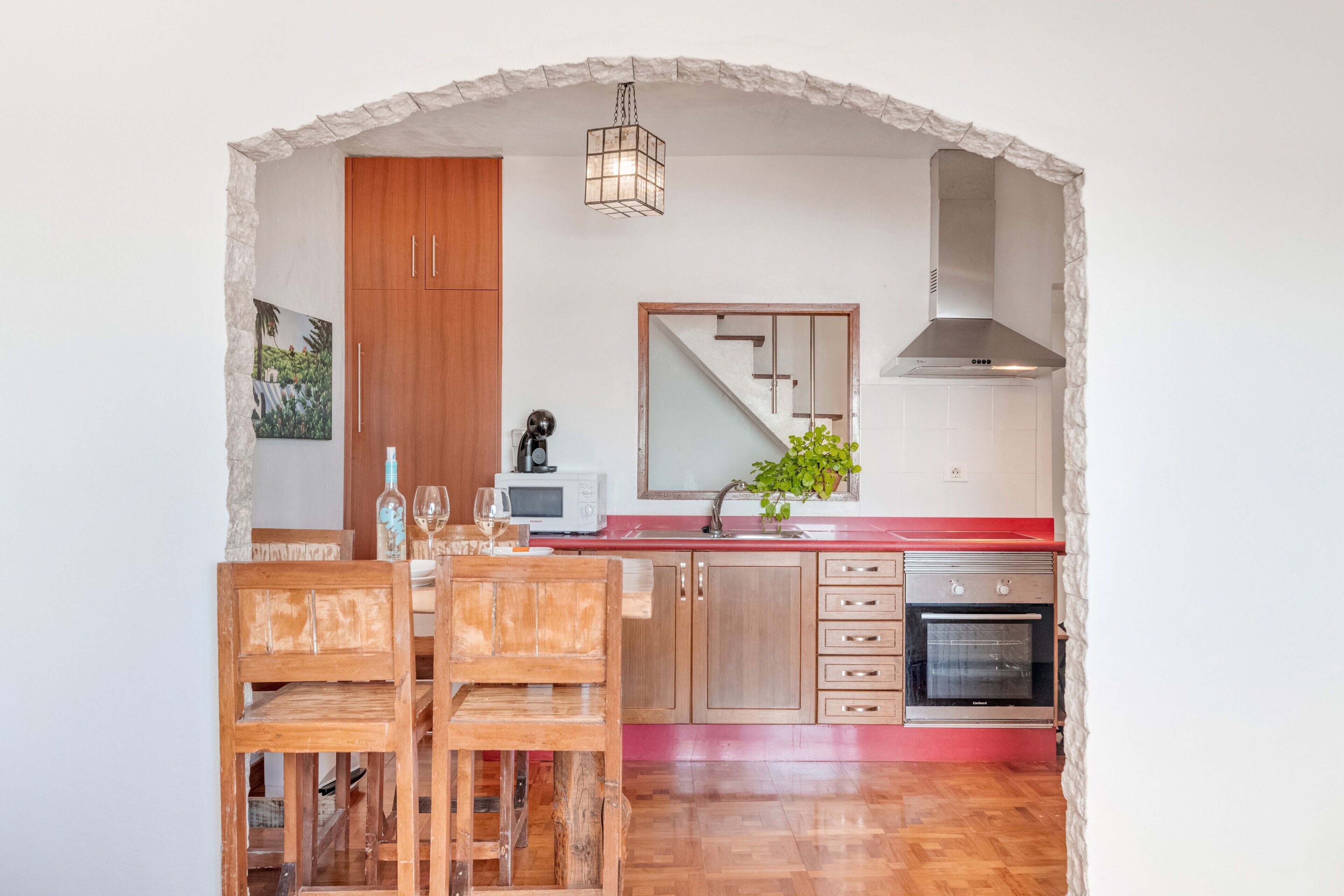 Frigorífic, microones, forn i placa de cuina 