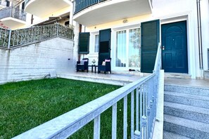 Exterior - P034 - Porto Recanati, new three-room apartment with garden (Porto Recanati)