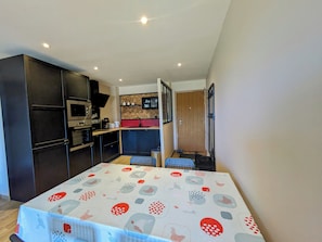 Fridge, microwave, dishwasher, coffee/tea maker - La feclaz - Magnifique appartement 6 personnes (La feclaz)