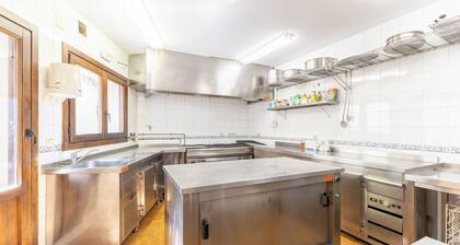 Holiday Home 'Casa Alval' with Mountain View, Wi-Fi and Air Conditioning