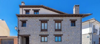 Holiday Home 'Casa Alval' with Mountain View, Wi-Fi and Air Conditioning