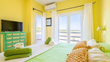 3 chambres, Wi-Fi gratuit, draps fournis