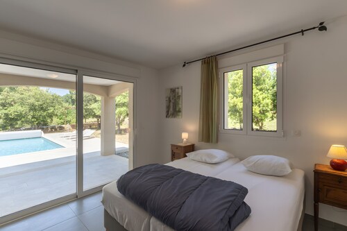 Villa 'La Barbière' avec piscine privée, Wi-Fi et climatisation